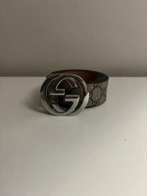 Gucci bälte beige - Helt ny