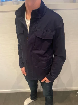 Marc’o polo field jacka  - Marc’o polo field jacka herr| pris:899kr|storlek:L| skick:9,8/10| Hör av dig vid minsta lilla fundering eller fråga|