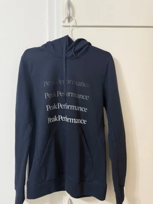 PeakPerformence hoodie - Storlek S, fint skick 