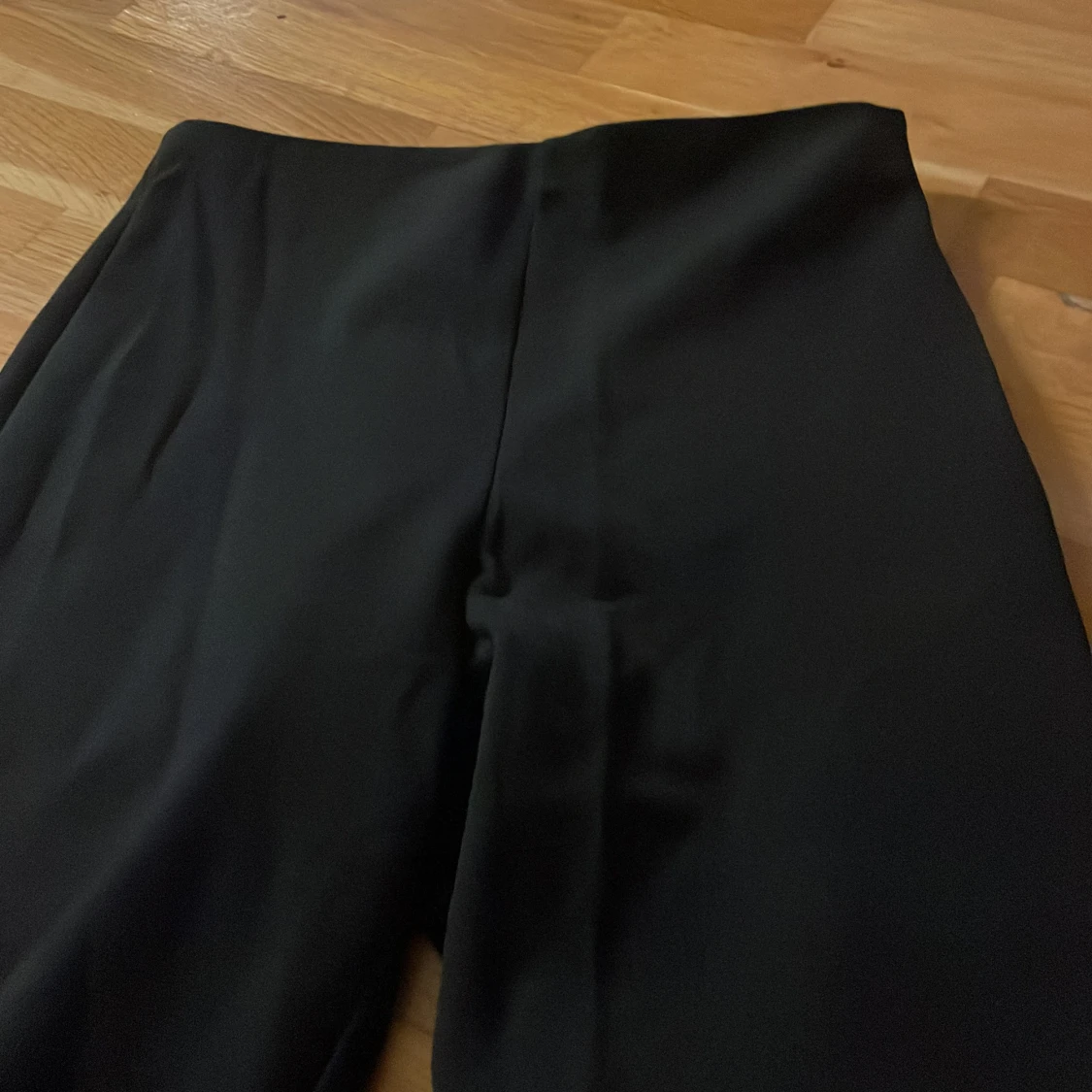 Svarta kostymbyxor Gina Tricot 34 - 1