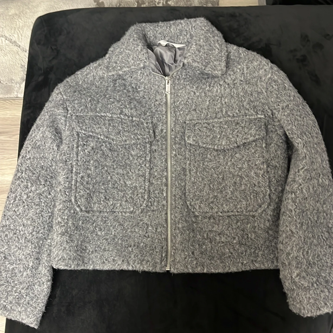 Grå teddyjacka från H&M med dragkedja