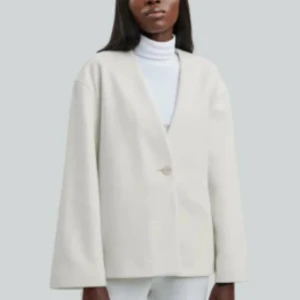 Vit jacka - Vit jacka från bikbok. Endast använd ett fåtal gånger. Nyskick!