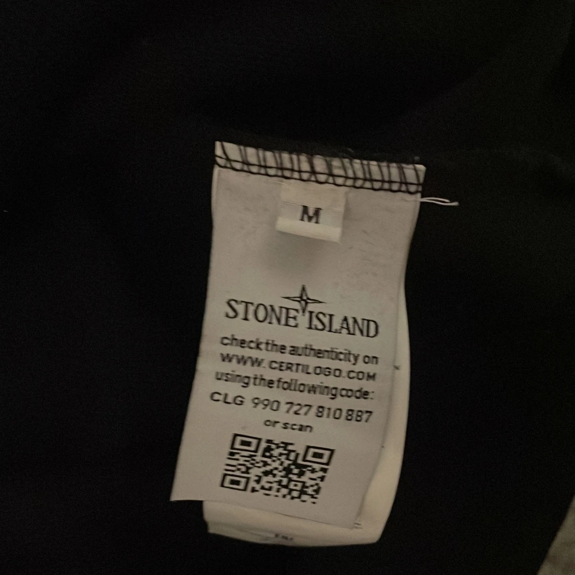 Svart hoodie från Stone Island - 4