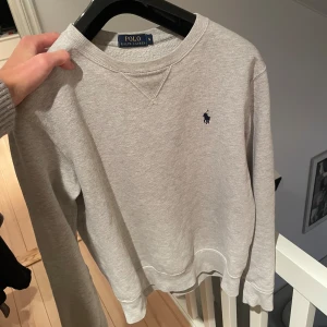 Ralph Lauren tröja - Sweatshirt från Ralph lauren, mycket bra skick
