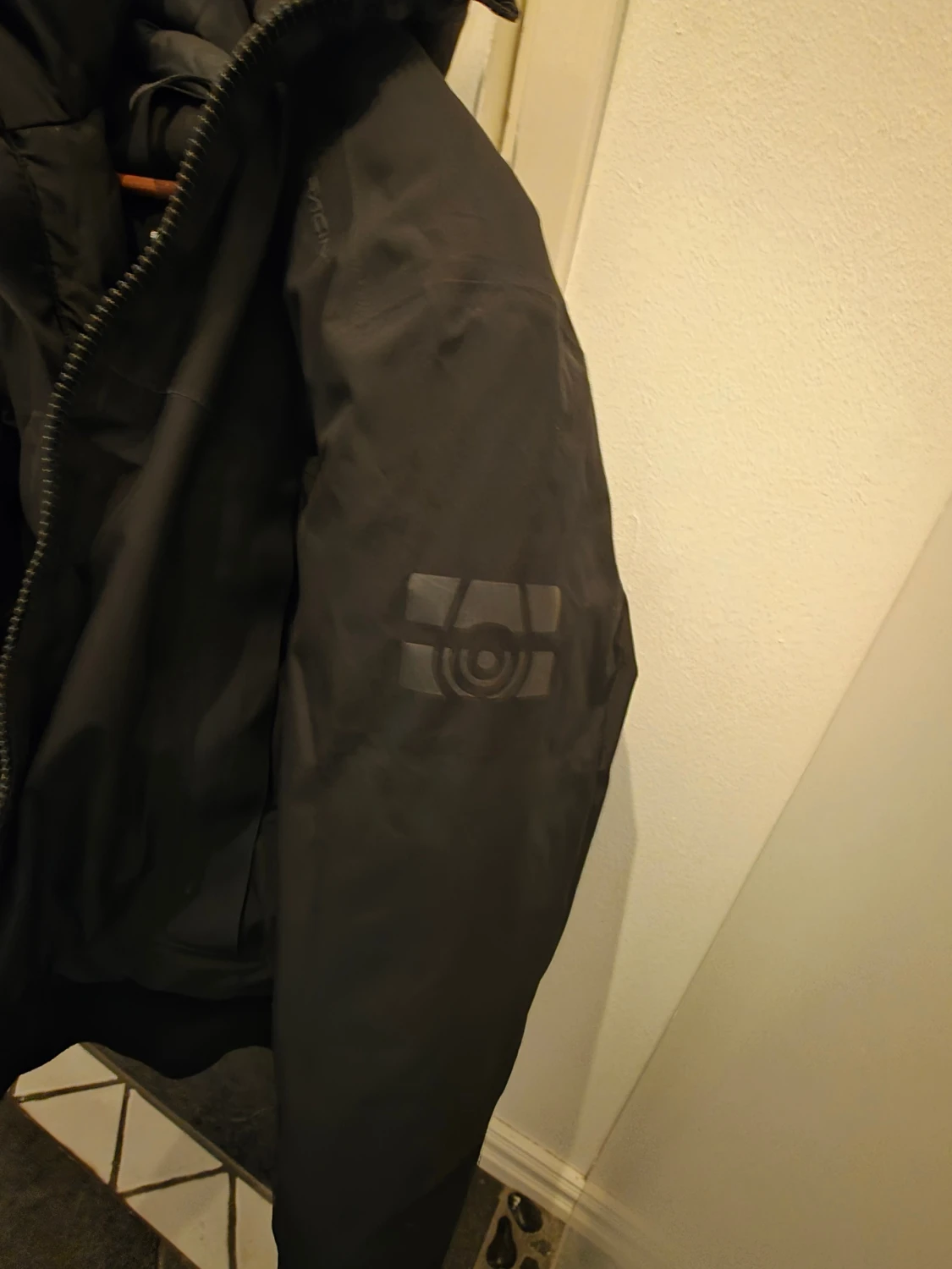 Svart vinterjacka från Sail Racing Stl M - 1