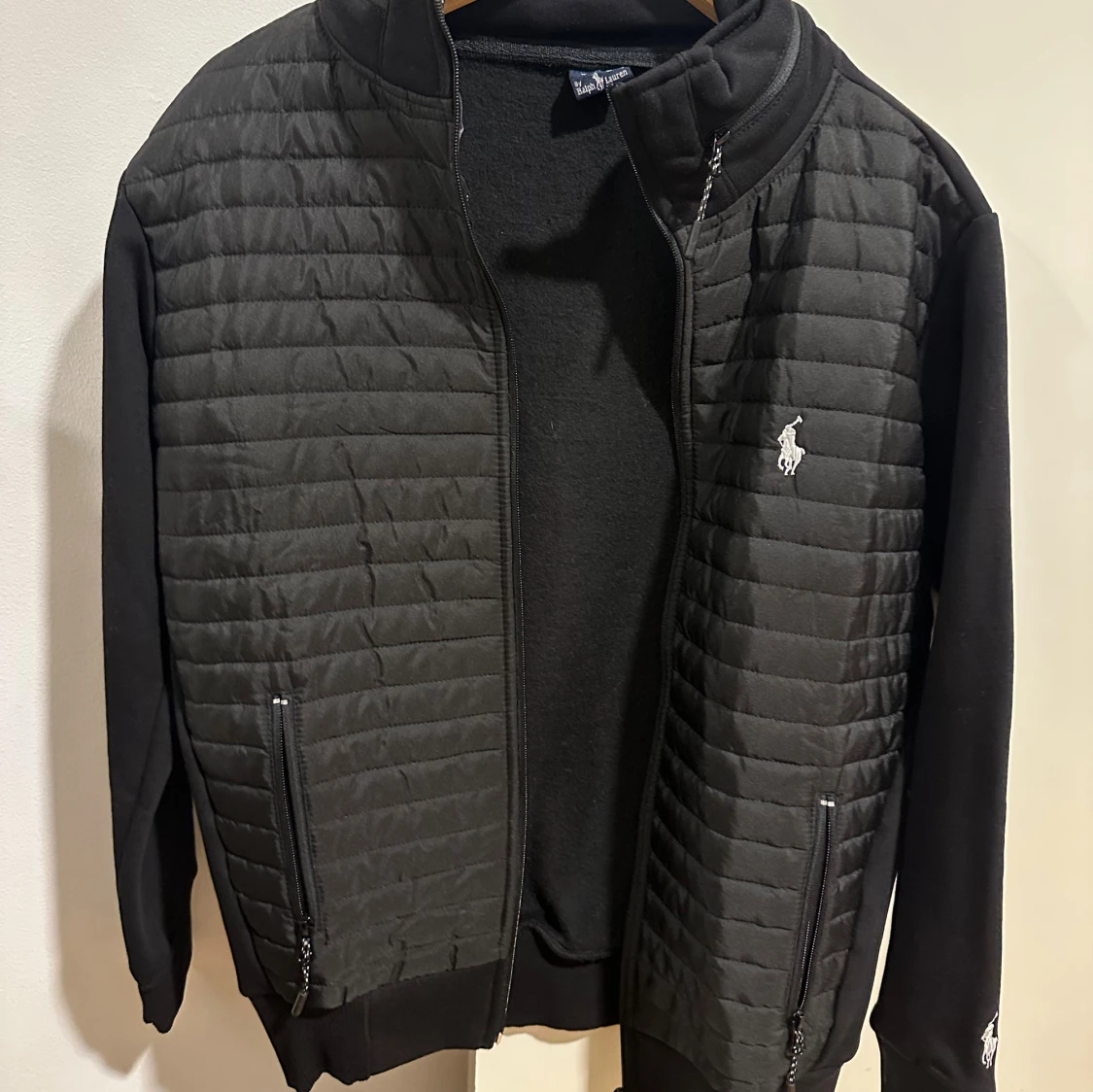 Svart jacka - Fejk Ralph Lauren