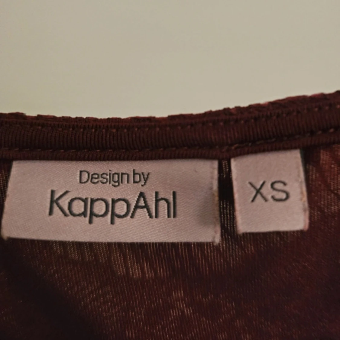 Vinröd spetstopp - 2