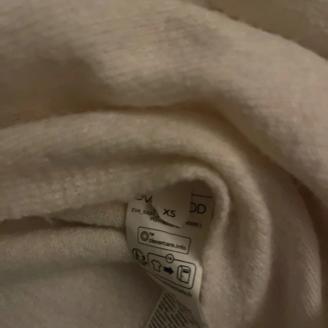 vit knytkofta från even&odd  - 1