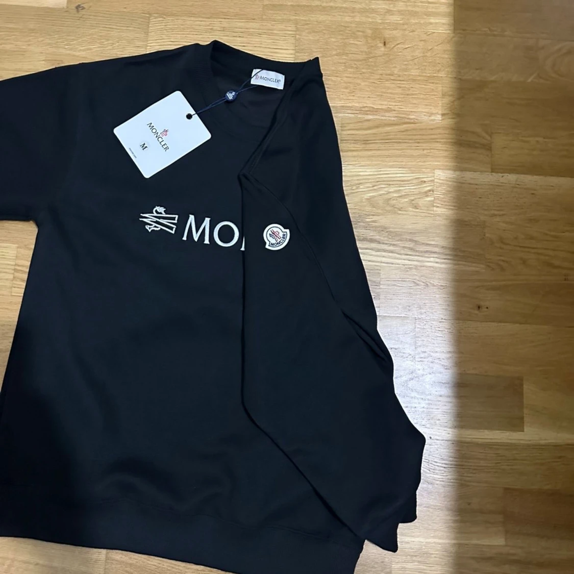 Svart sweatshirt från Moncler - 2