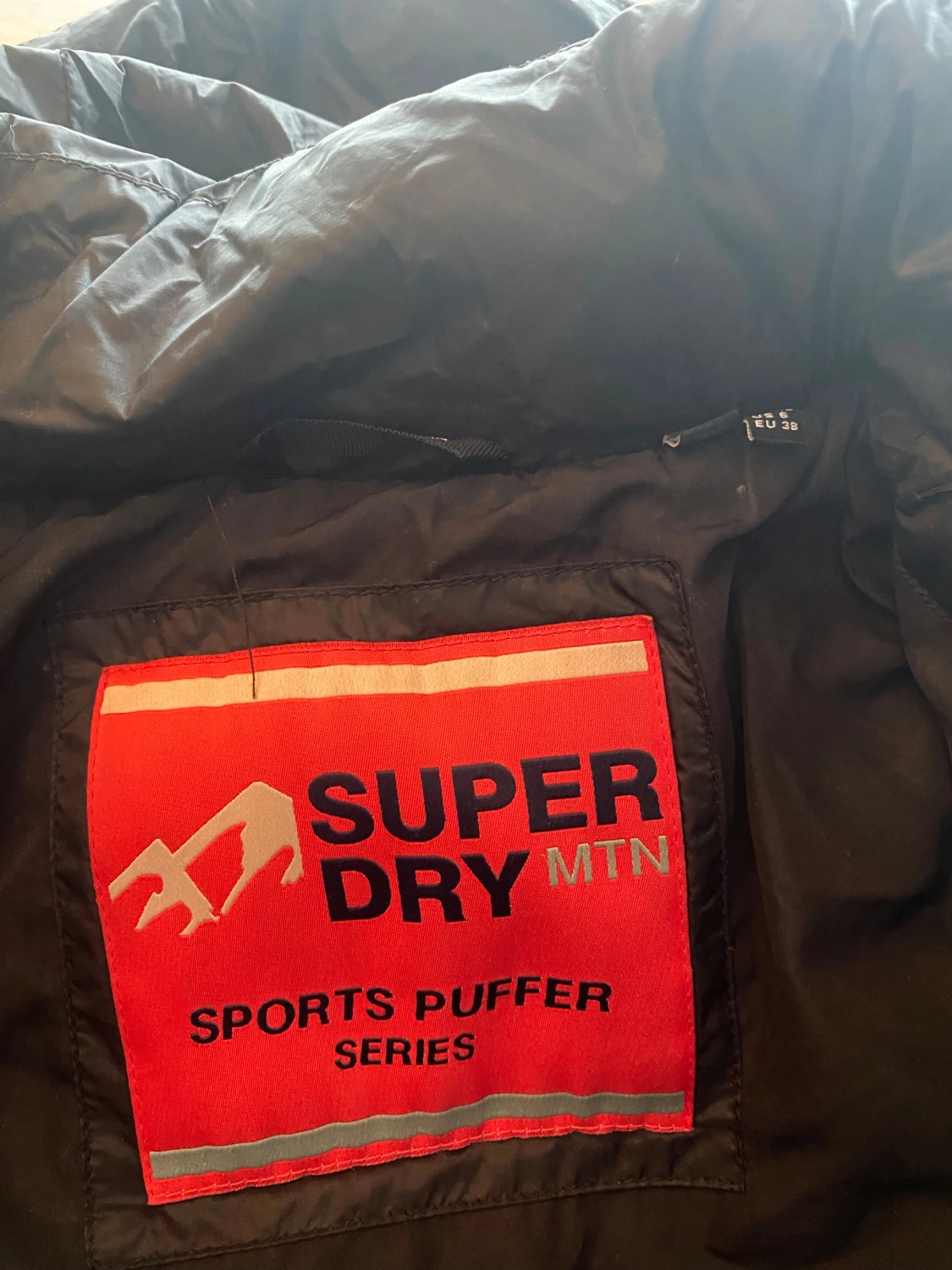 Svart pufferjacka Super Dry - 2