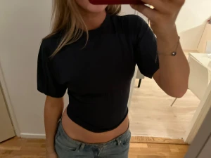 Lager157 topp - Den är mörkblå/mörkgrå och aldrig använd 