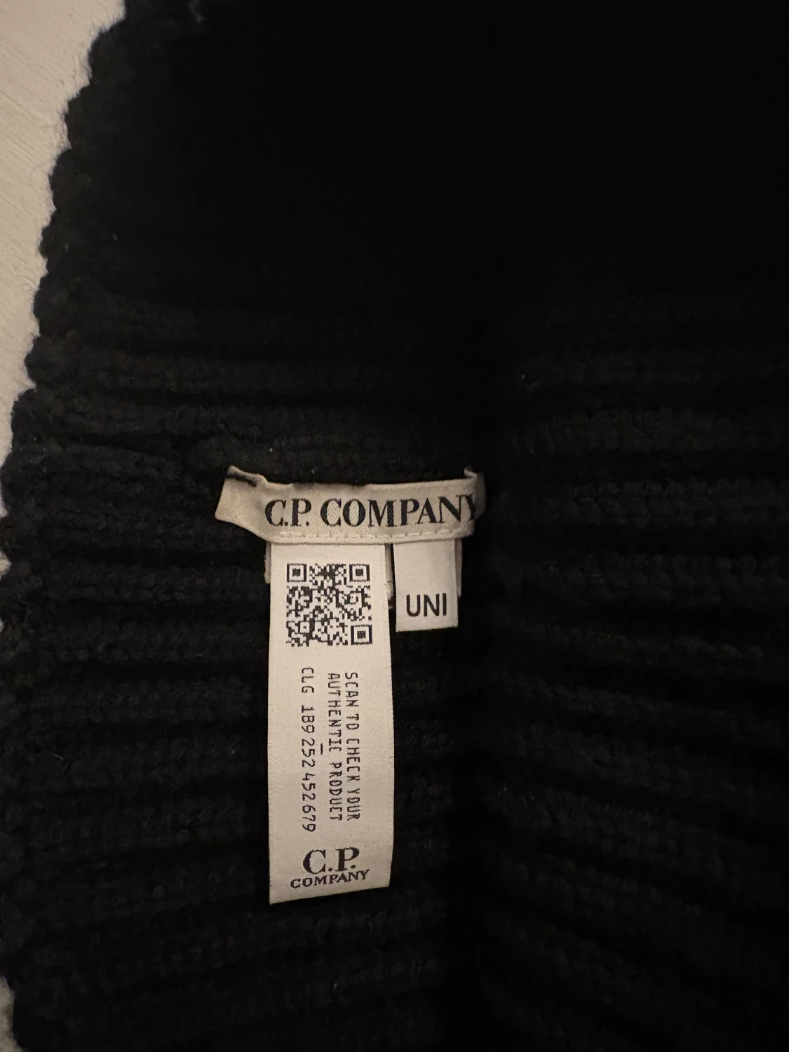 Svart C.P. Company Beanie - 3