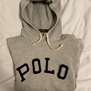 Vintage Ralph Lauren Hoodie - Vintage / Archive stil hoodie från Ralph Lauren | Skriv vid frågor eller funderingar