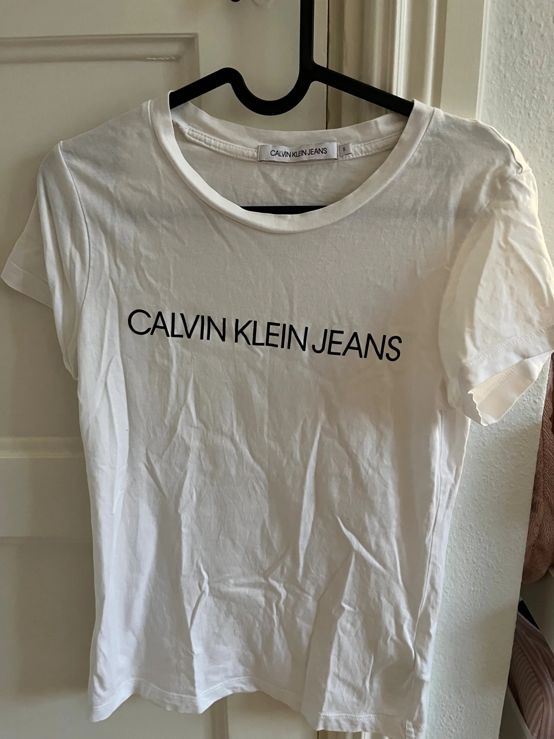 Vit t-shirt Calvin Klein Jeans S