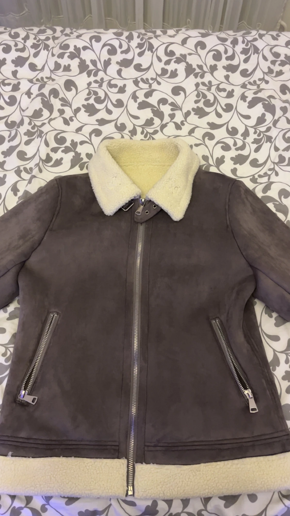 Grå teddyjacka med dragkedja - 1