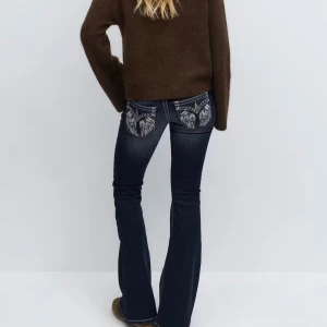 Gina Tricot jeans - Super snygga jeans från Gina. Endast använda fåtal gånger