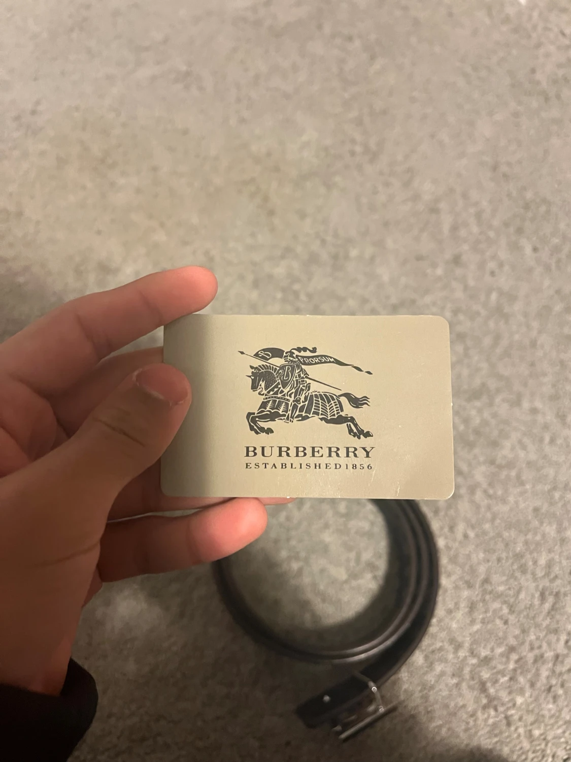  Burburry bälte  - 3