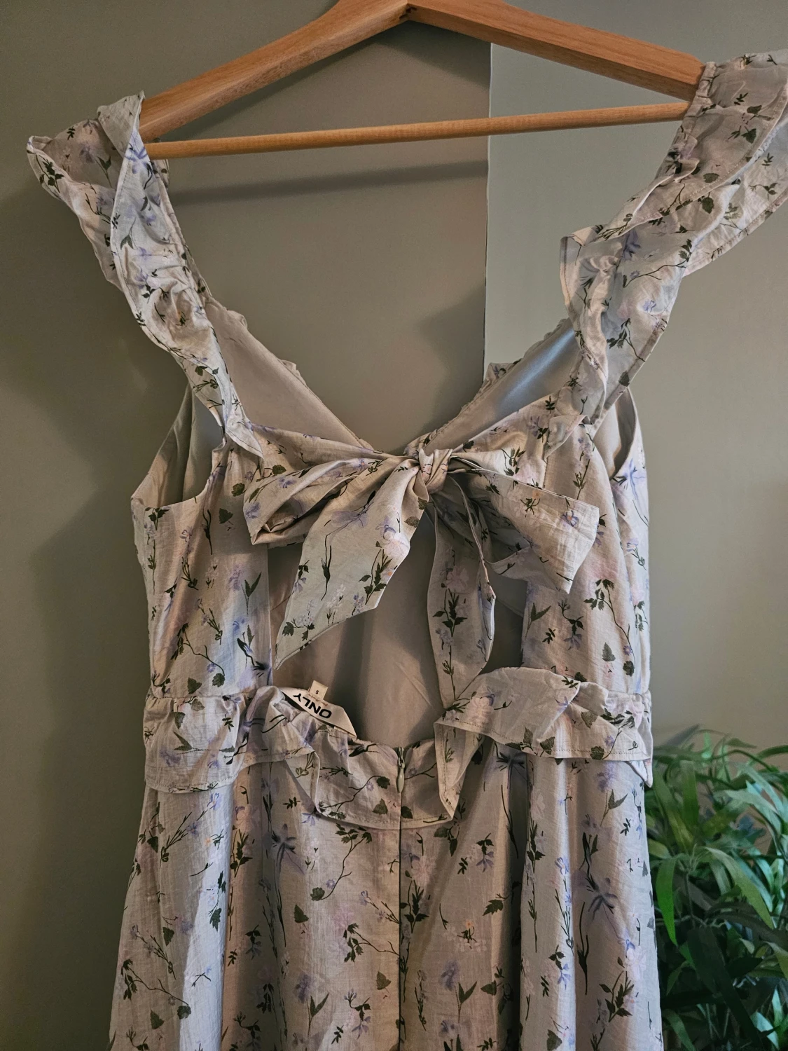 Långklänning med volangdetaljer från ONLY - 3