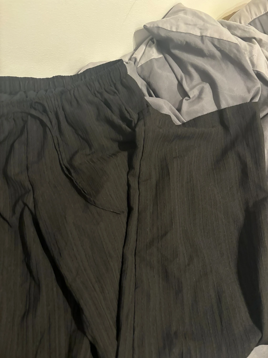 Black loose pants  - 2