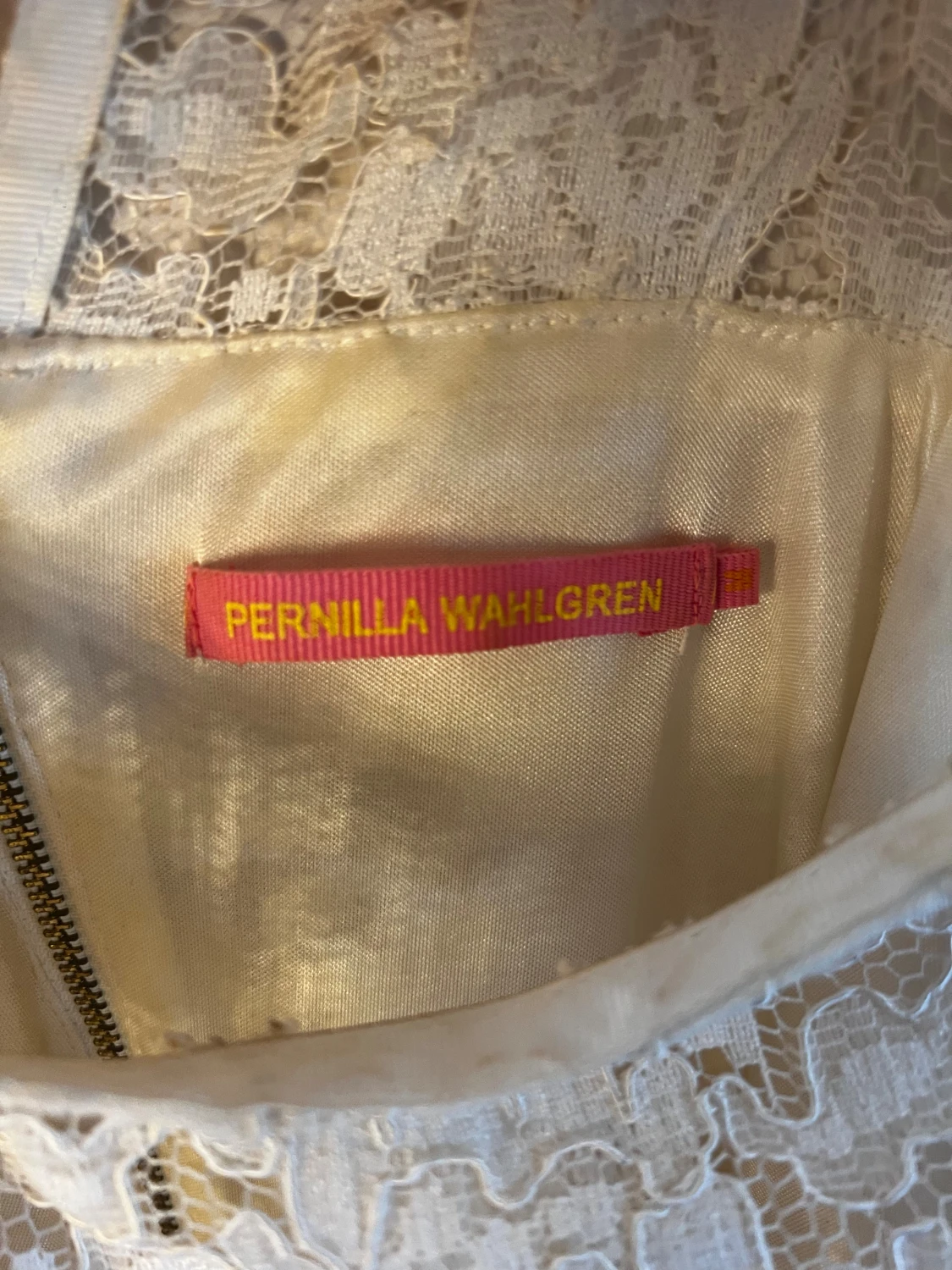 Vit spetsklänning med dragkedja - 3