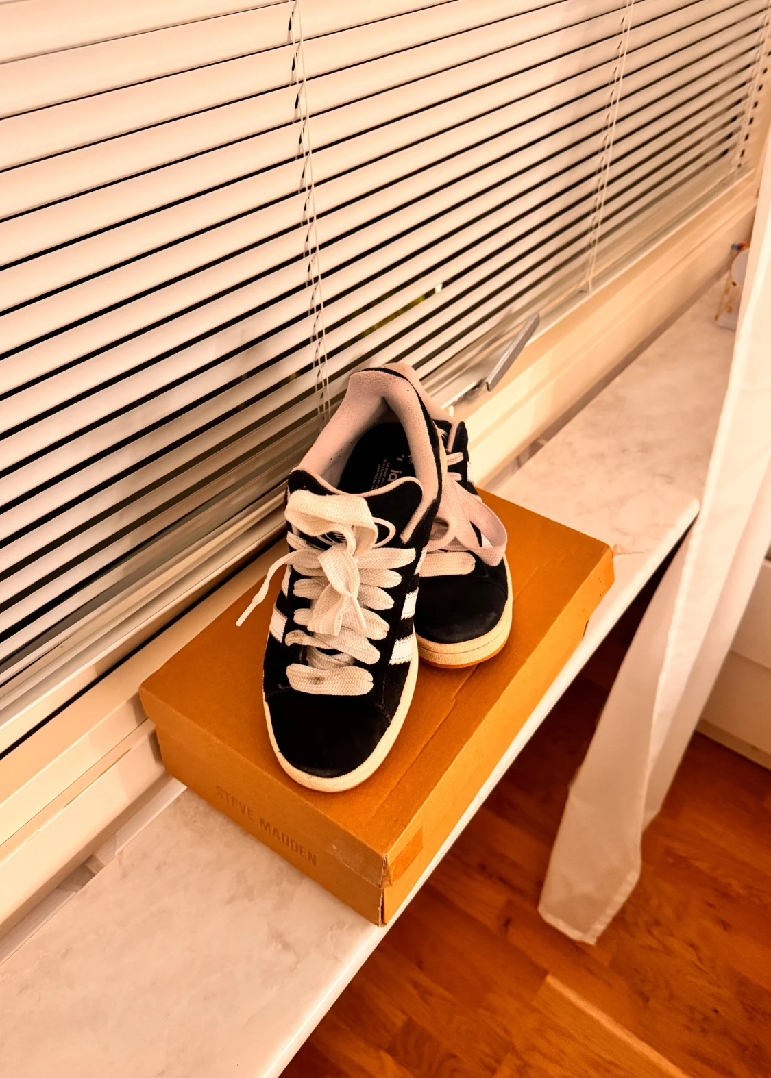 Adidas Campus - Svarta sneakers - 3