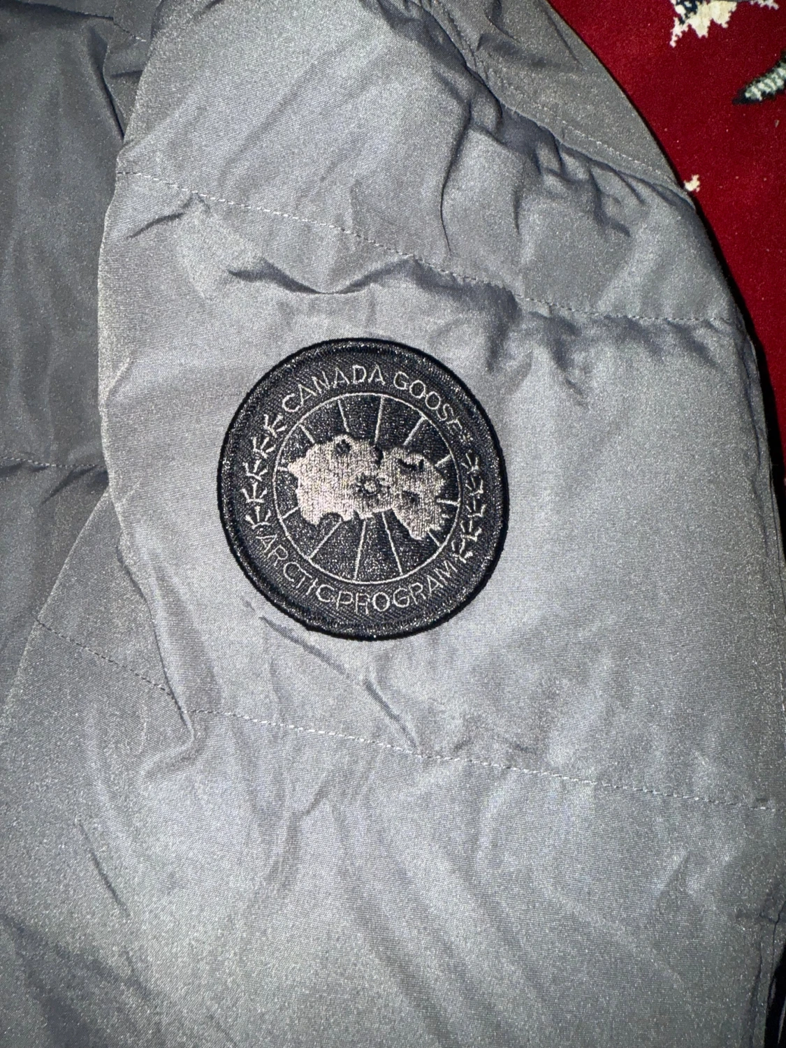 Grå pufferjacka från Canada Goose - 6