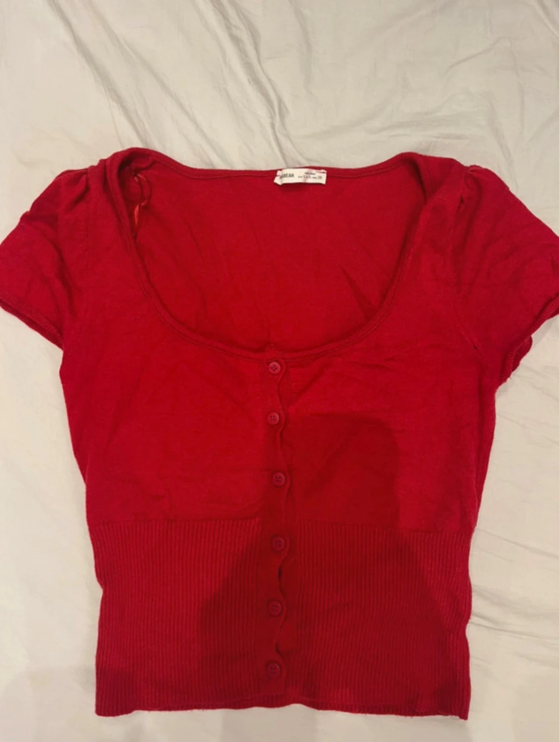 Röd croppad topp från pull & bear  - 1