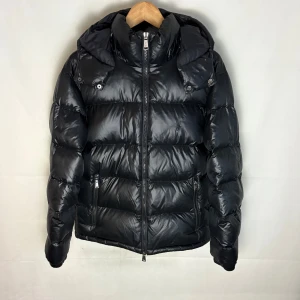 Ralph Lauren dunjacka  - Modellen är 185