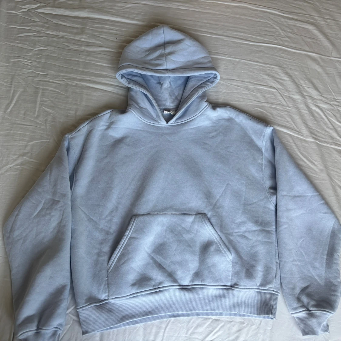 Hoodie och mjukisbyxor - 1