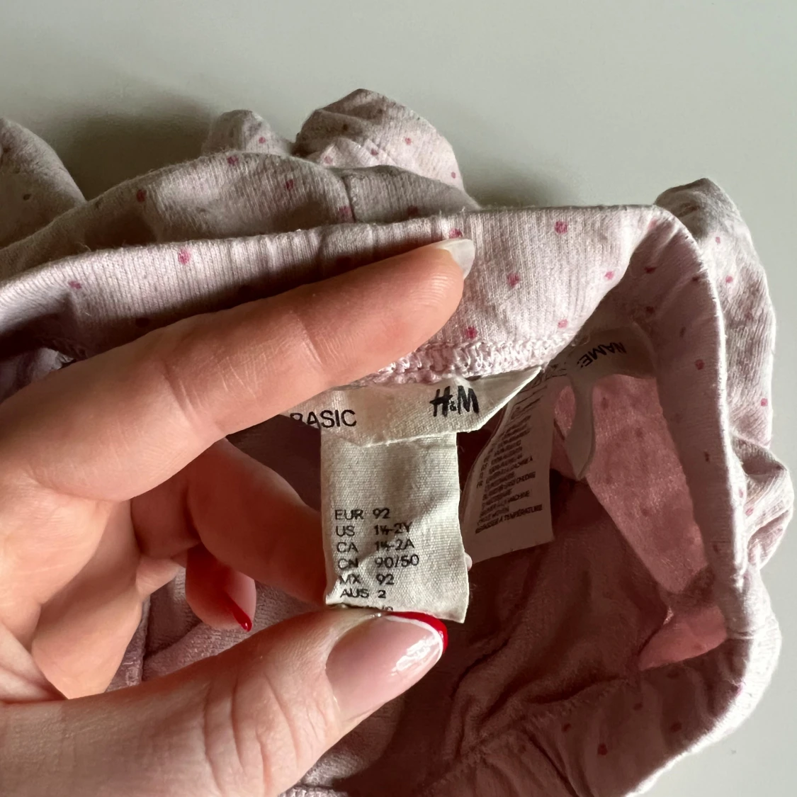 Rosa prickiga shorts från H&M - 2