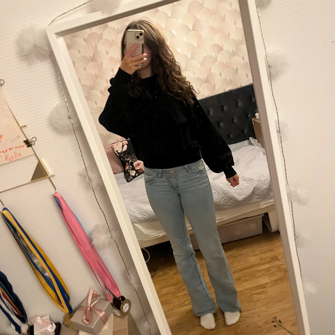 Svart sweatshirt från Gina Tricot XS