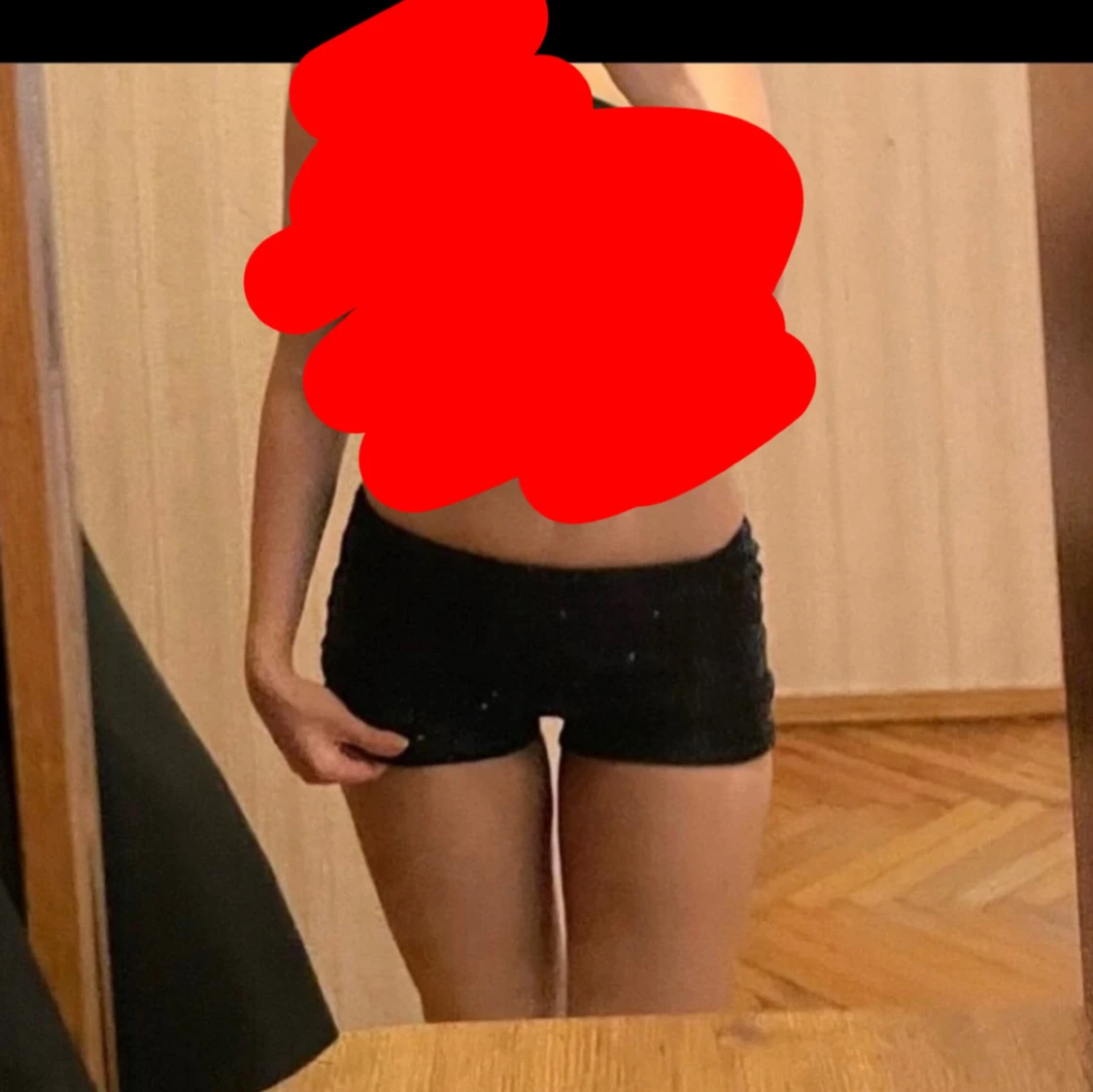 Svarta paljettshorts