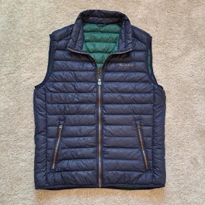 Bondelid Väst - Snygg Bondelid Väst inför kallare tider // Storlek M // Kontakta för mer bilder eller information!🙌🏻