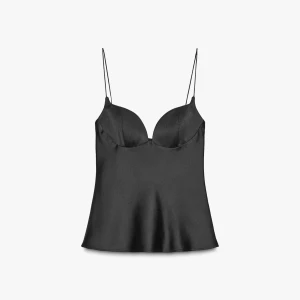 Satin topp med hjärtrigning - Supersnygg svart satintopp från Zara med tunna axelband och formade kupor. Toppen har en lätt utsvängd passform. Aldrig använt. Funkar till allt. Köpt för 330kr 