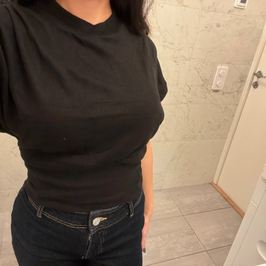 Svart ribbad t-shirt från Missguided - 1