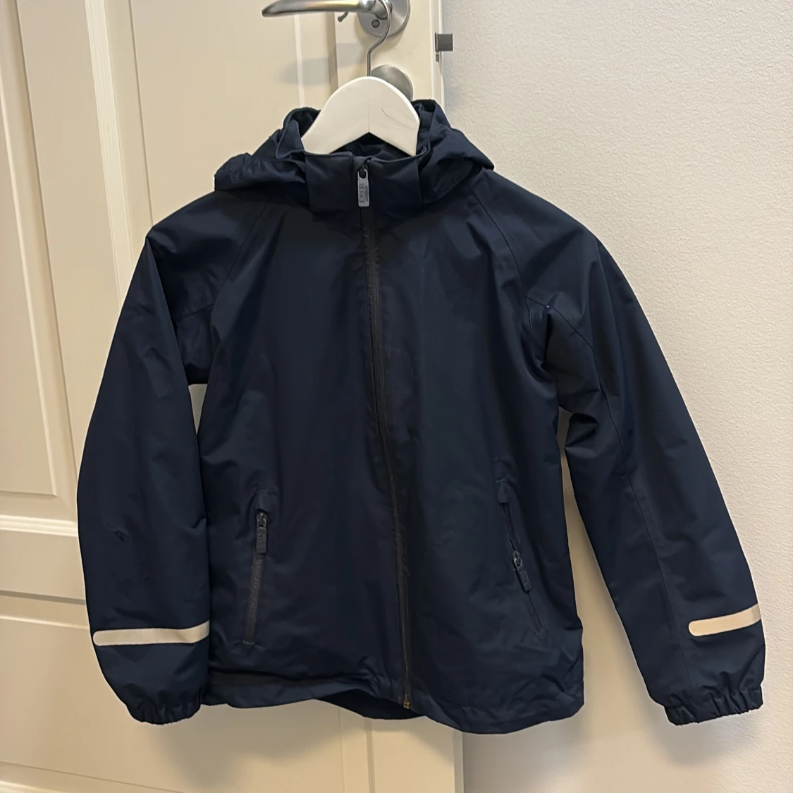 Blå Skaljacka från Kaxs Proxtec str 140