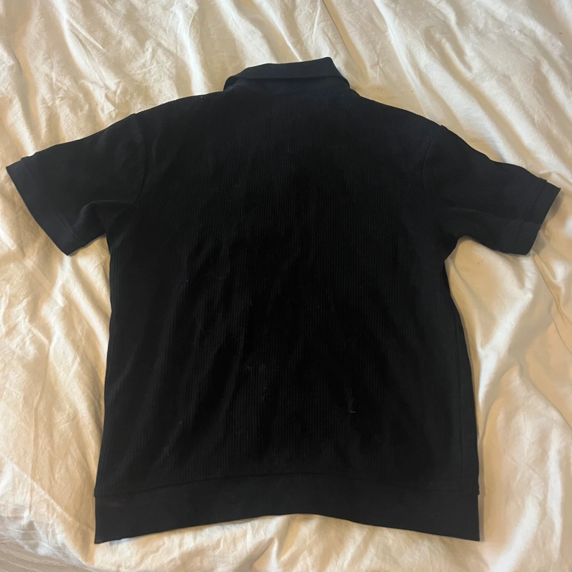 Svart pikétröja  - 1