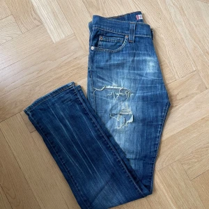 Vintage Levis 511 - Säljer ett par feta vintage 511or. Storlek 32/34, hör av er vid frågor!