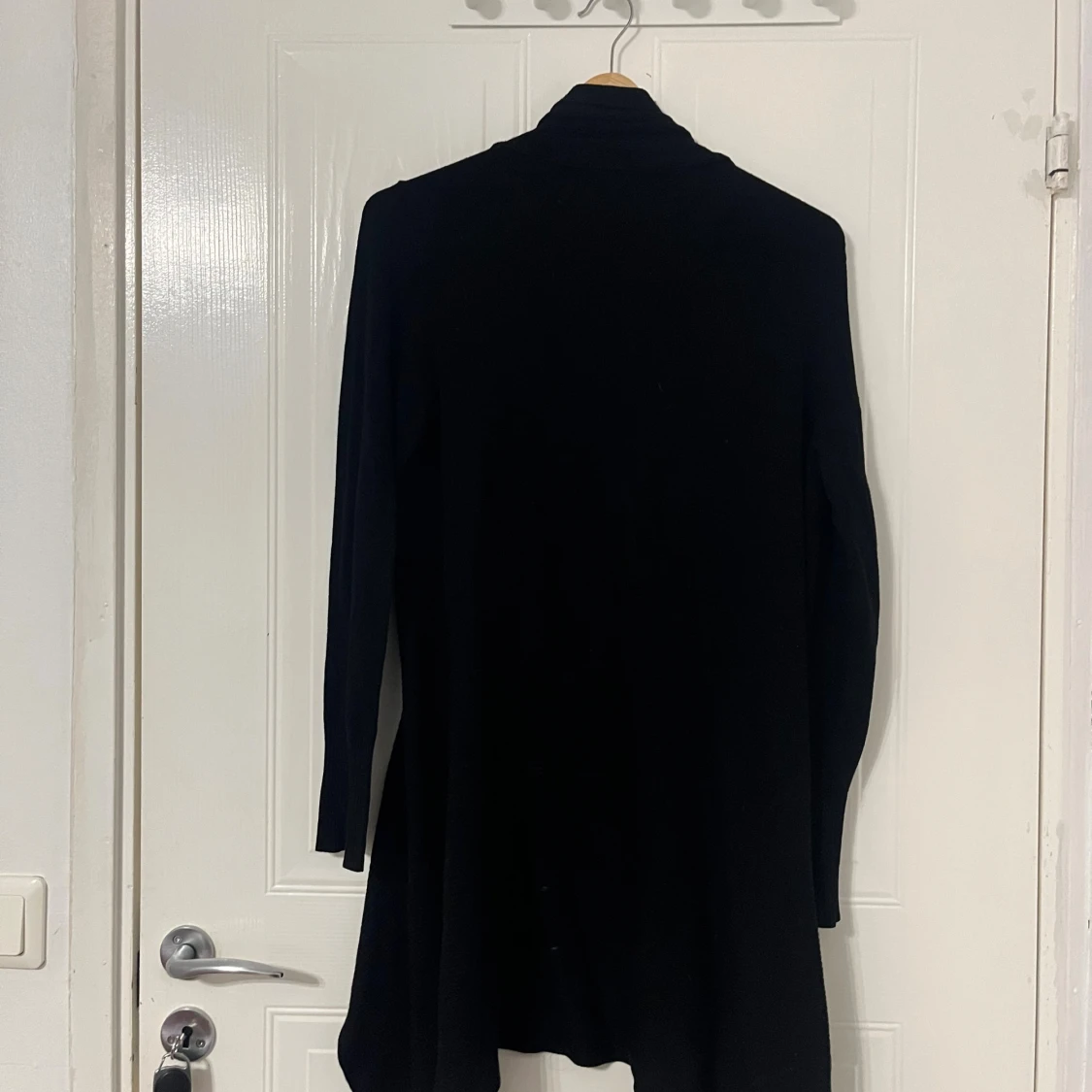 Svart cardigan jacka från Amisu XS - 1