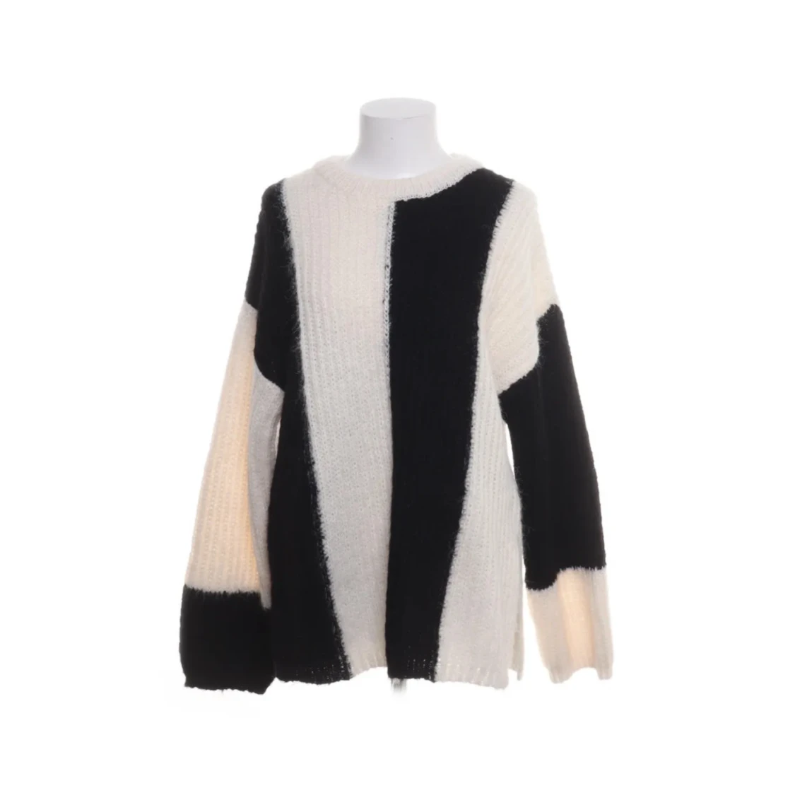 Svartvit randig stickad tröja ASOS