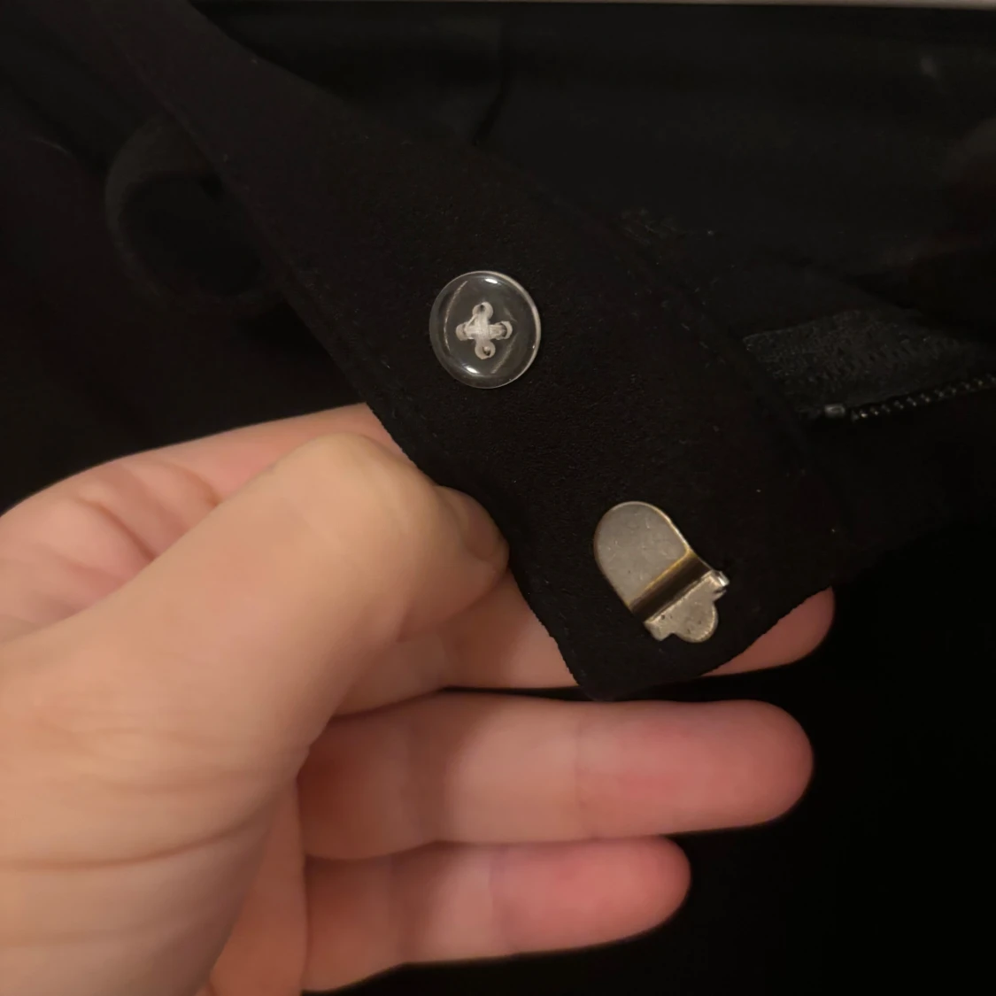 Svarta kostymbyxor från Vero Moda - 3