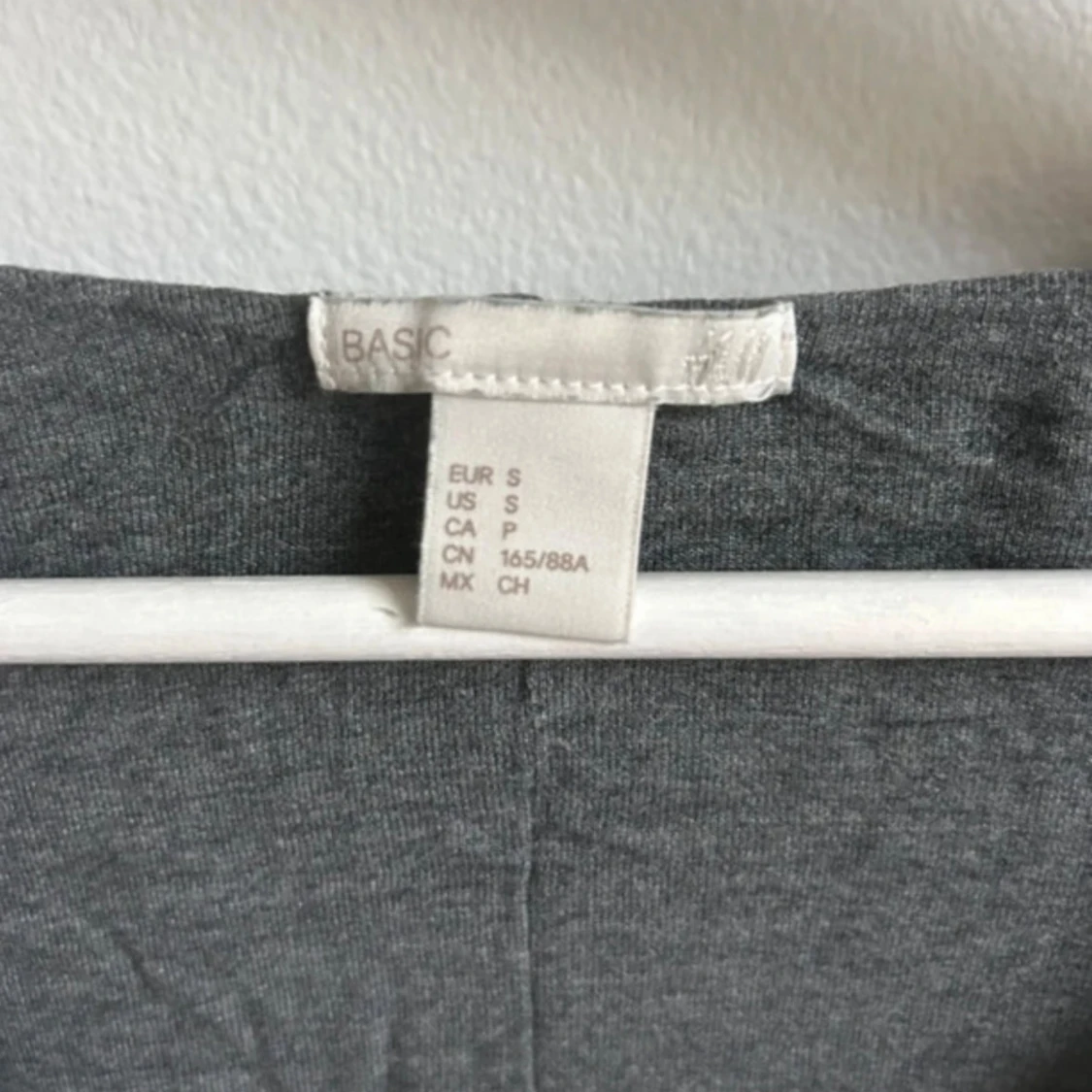 Grå långärmad klänning H&M Basic S - 2