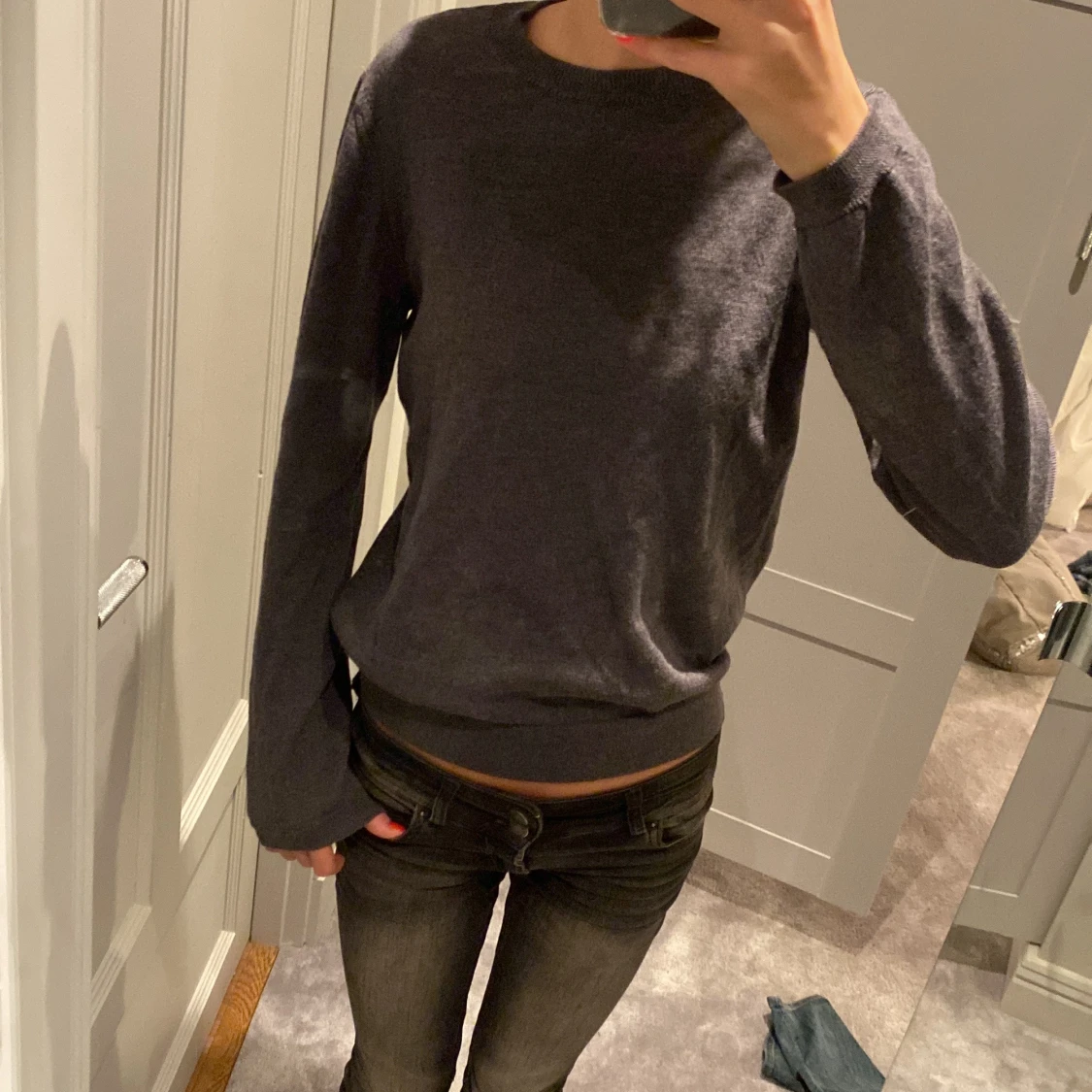 Mörkgrå stickad tröja från A.P.C. - 1