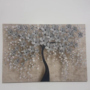 Vacker tavla  - Ingen elektronikprodukt identifierad på bilderna. Bilderna visar en dekorativ tavla med ett trädmotiv i grå och beige toner, upphängd ovanför en soffa. Tavlan är i gott skick utan synliga defekter eller slitage.                            HÖJD: 68 cm BREDD: 98 cm