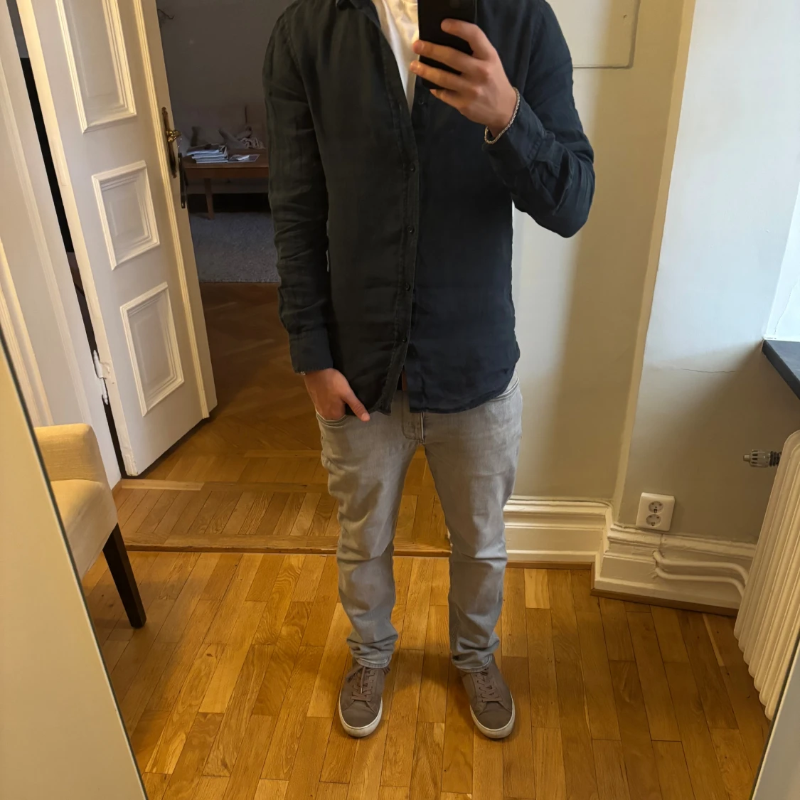 Mörkblå linneskjorta Massimo Dutti S