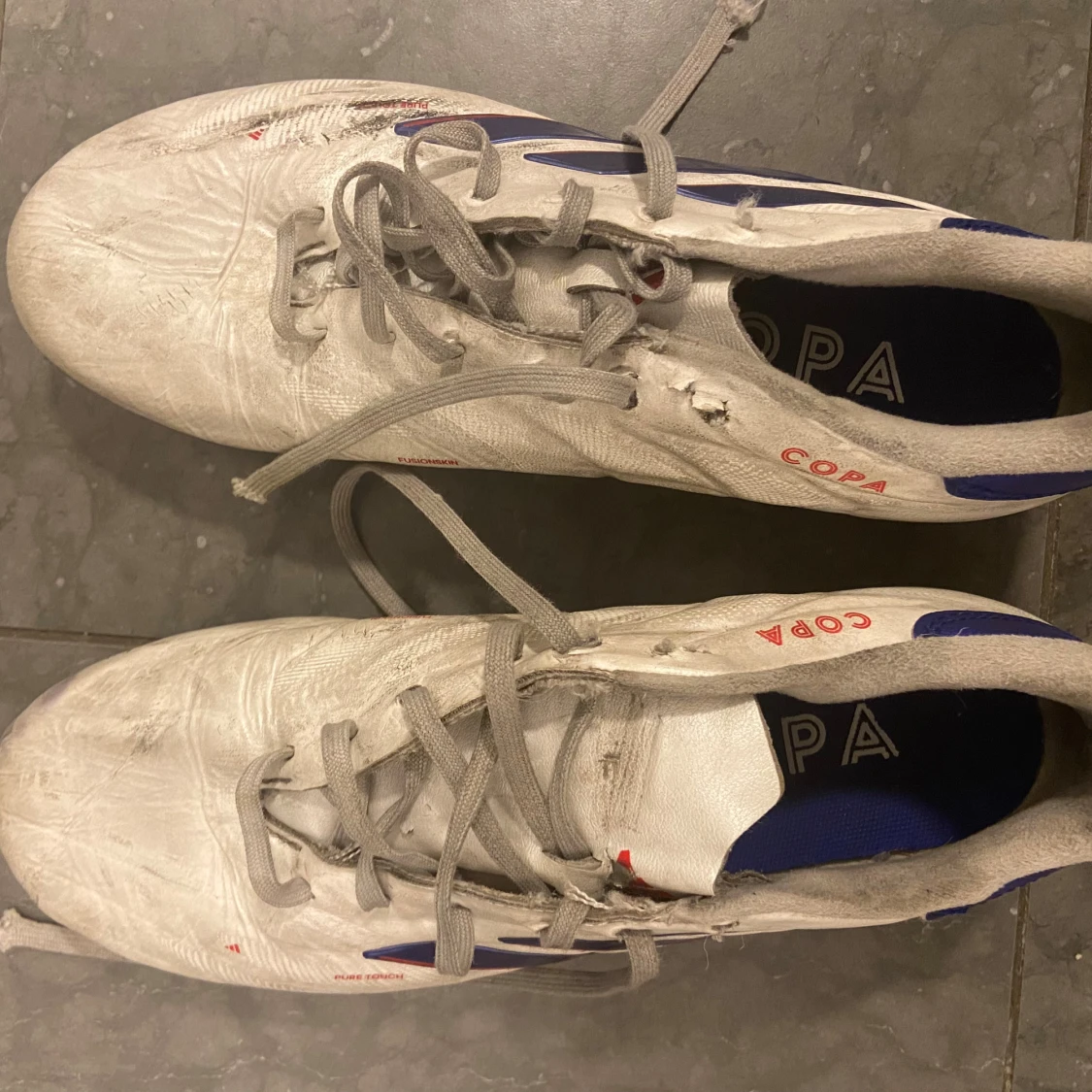 Adidas Copa vita fotbollsskor