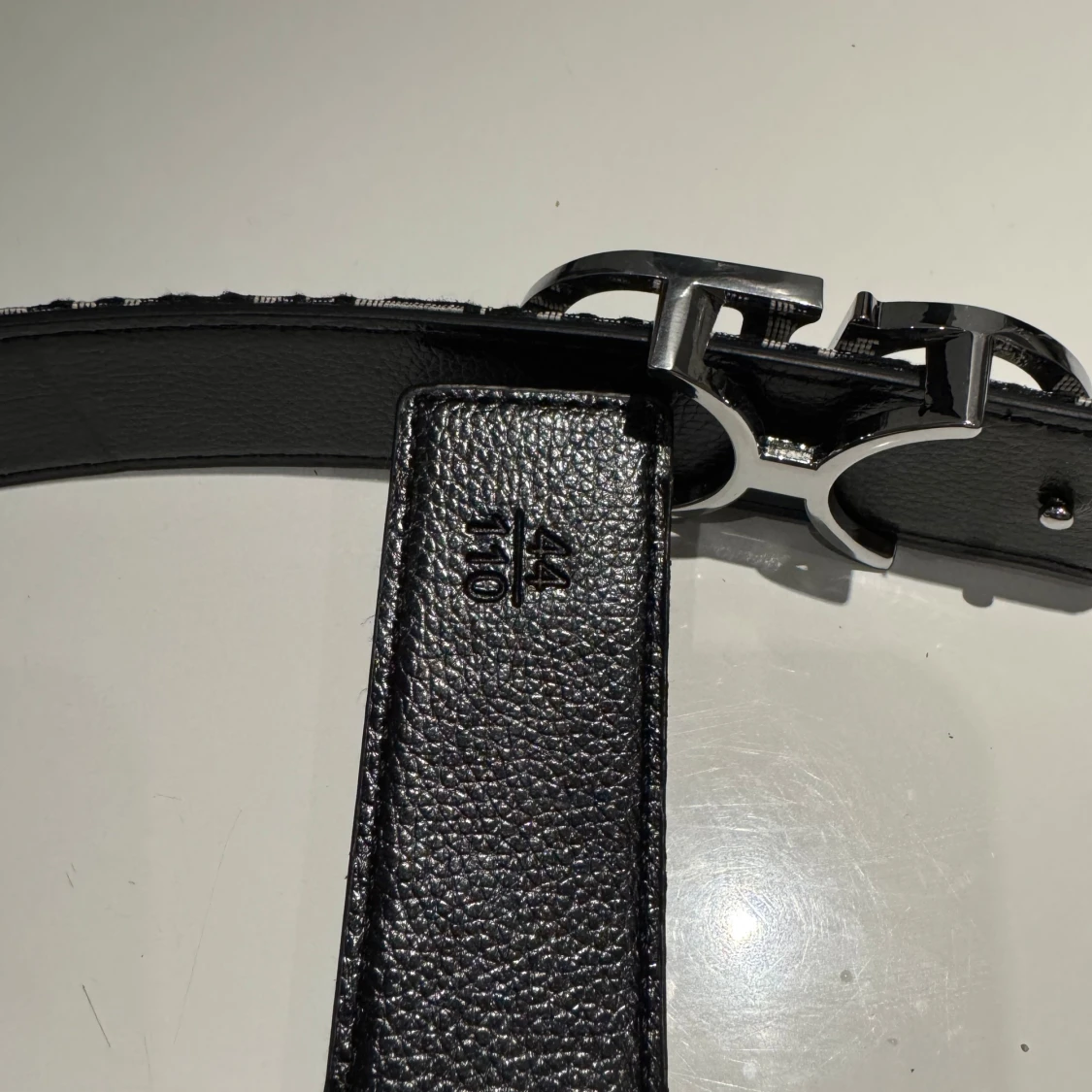 CD mönstrigt bälte 110cm - 2