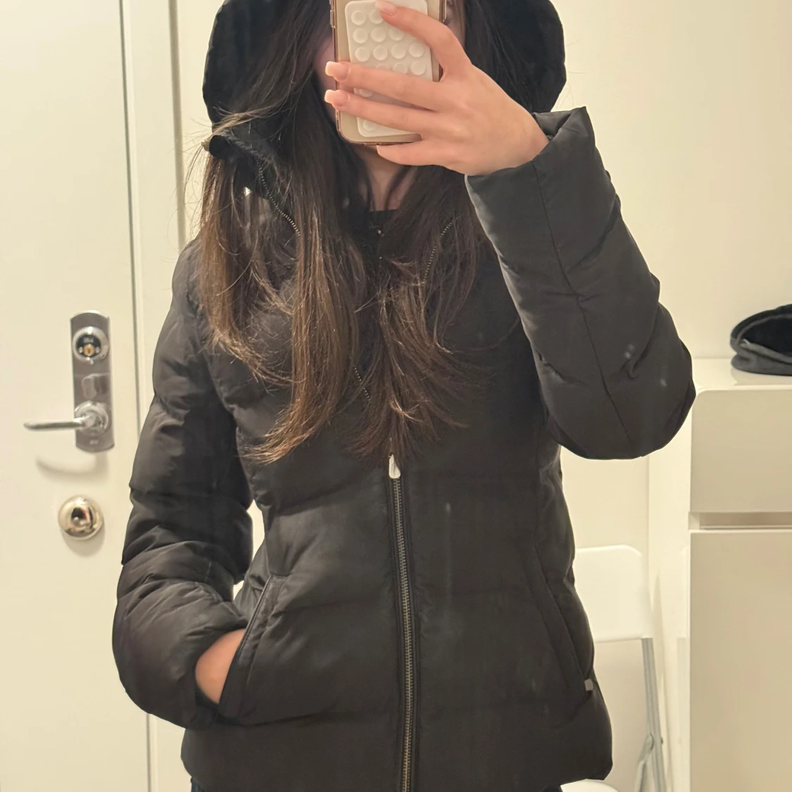 Fin svart pufferjacka från Zara - 2