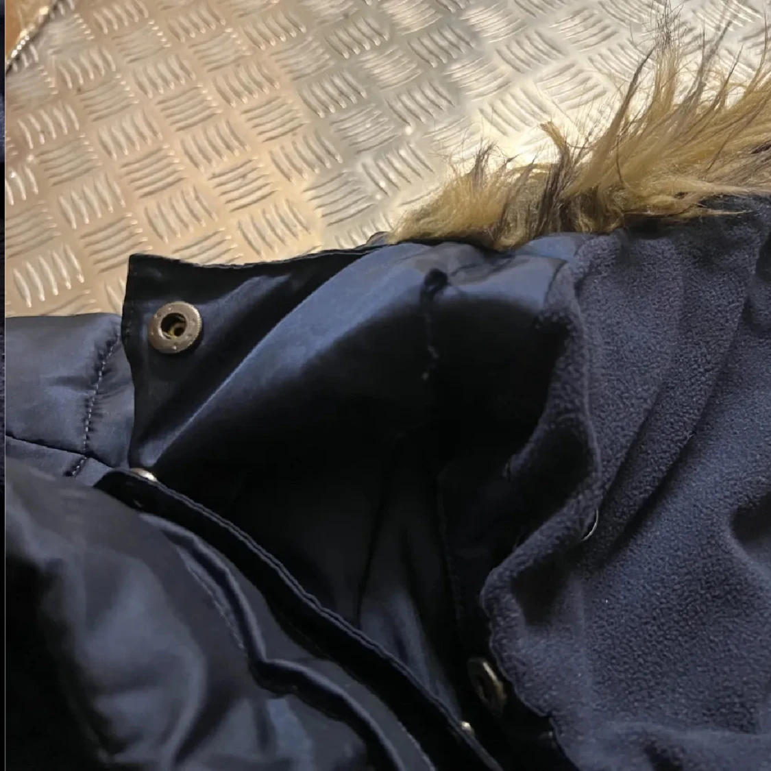 Mörkblå pufferjacka från H&M - 2