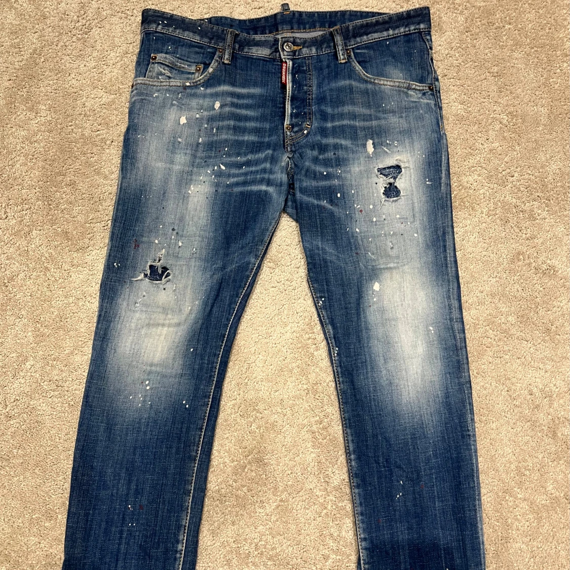 DSQUARED2 blå jeans med slitningar